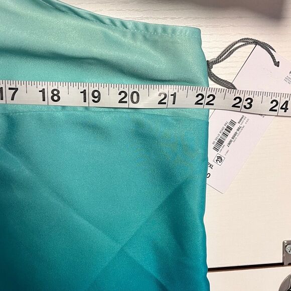 NWT Liz Claiborne Green Ombree Satin Sleeveless Blouse Sz XL petite - Picture 6 of 6